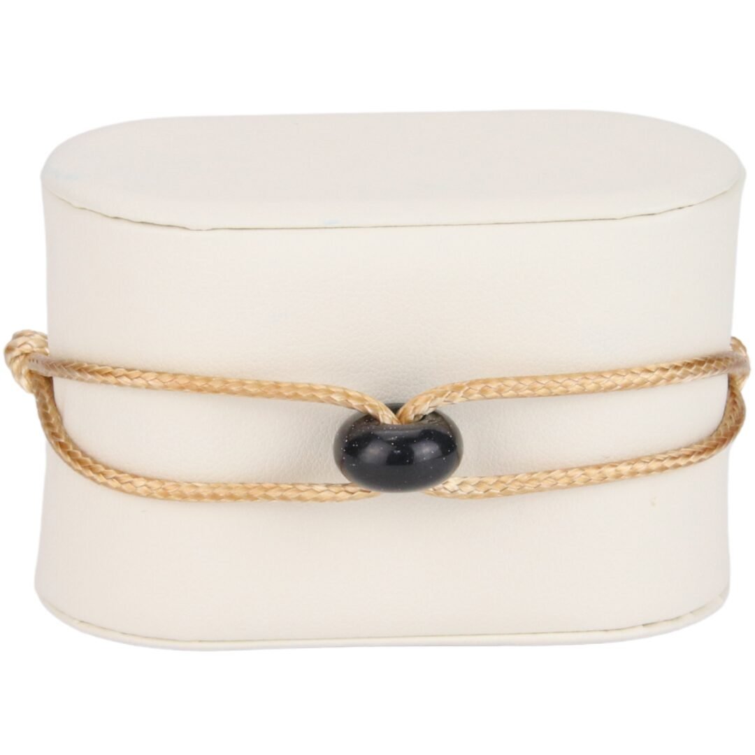 Bracelet Cordon Beige Doré avec Anneau en Pierre Naturelle Noire
